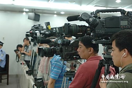 @北京日报 记者梳理益阳公安交警此前介绍